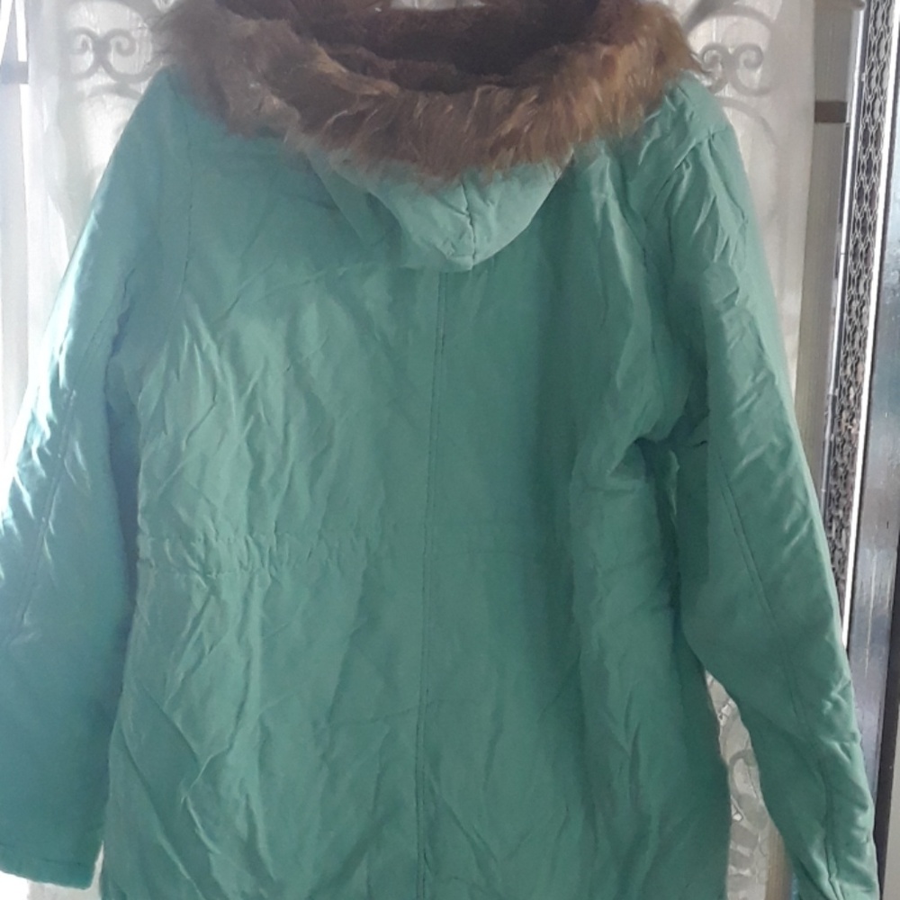 Winter coat - Picture 2 of 3